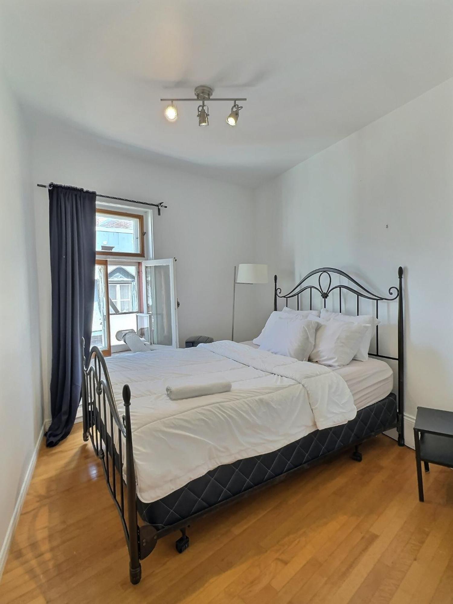 Escaliers Du Bistro - 3 Chambres Sur Deux Etages 퀘벡 외부 사진